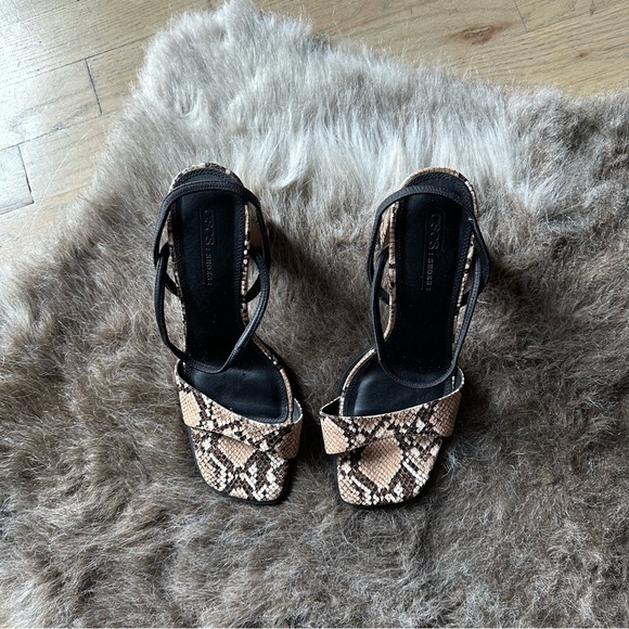 ASOS Design - Snake Print Block Heel Slingback - Size US 10 - Only worn once! - Picture 2 of 5